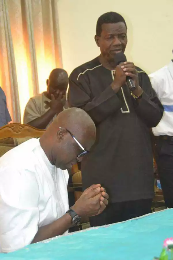 Fayose On His Knees As Pastor Adeboye Prays For Him (pics)